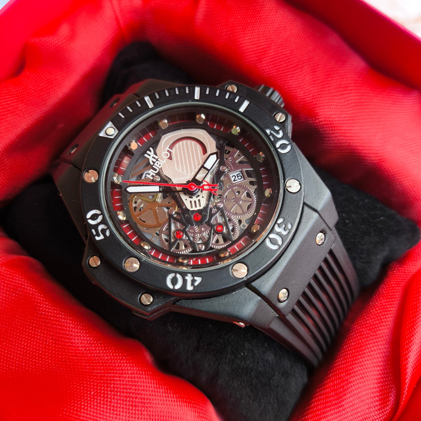HUBLOT ESQUELETO PARA HOMBRE REF-NF