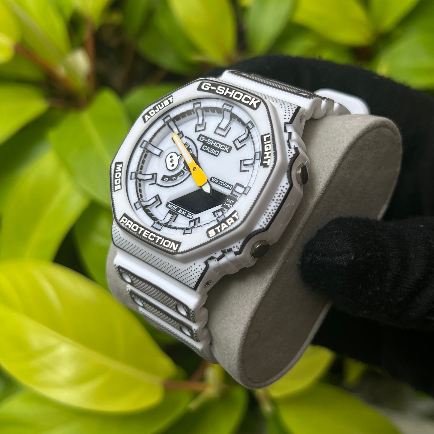 CASIO G-SHOCK COMIC’S PARA HOMBRE REF-2100B