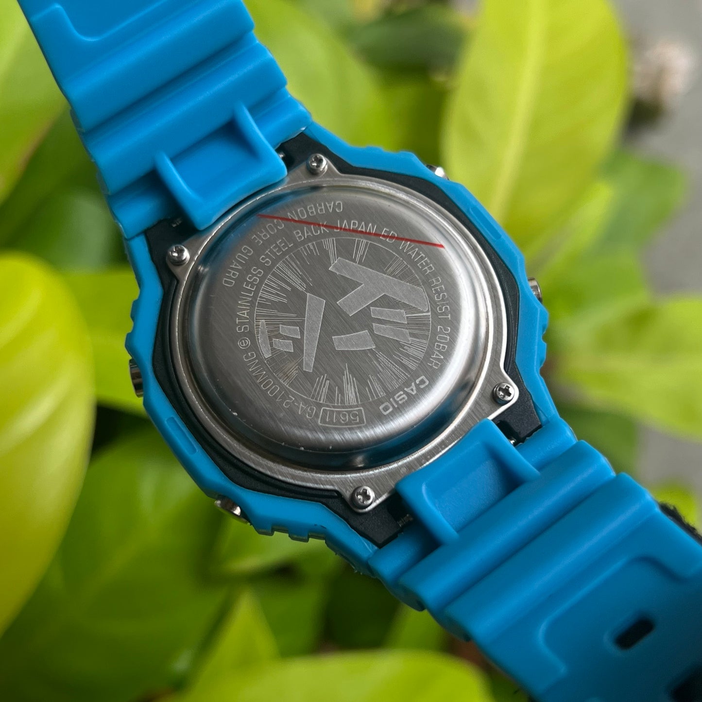 CASIO G-SHOCK COMIC’S PARA HOMBRE REF-2100A