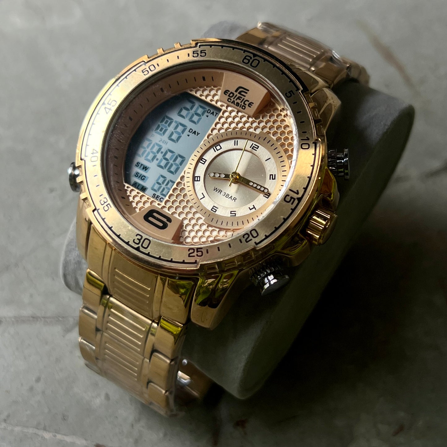 CASIO EDIFICE DOBLE HORA PARA HOMBRE REF D3