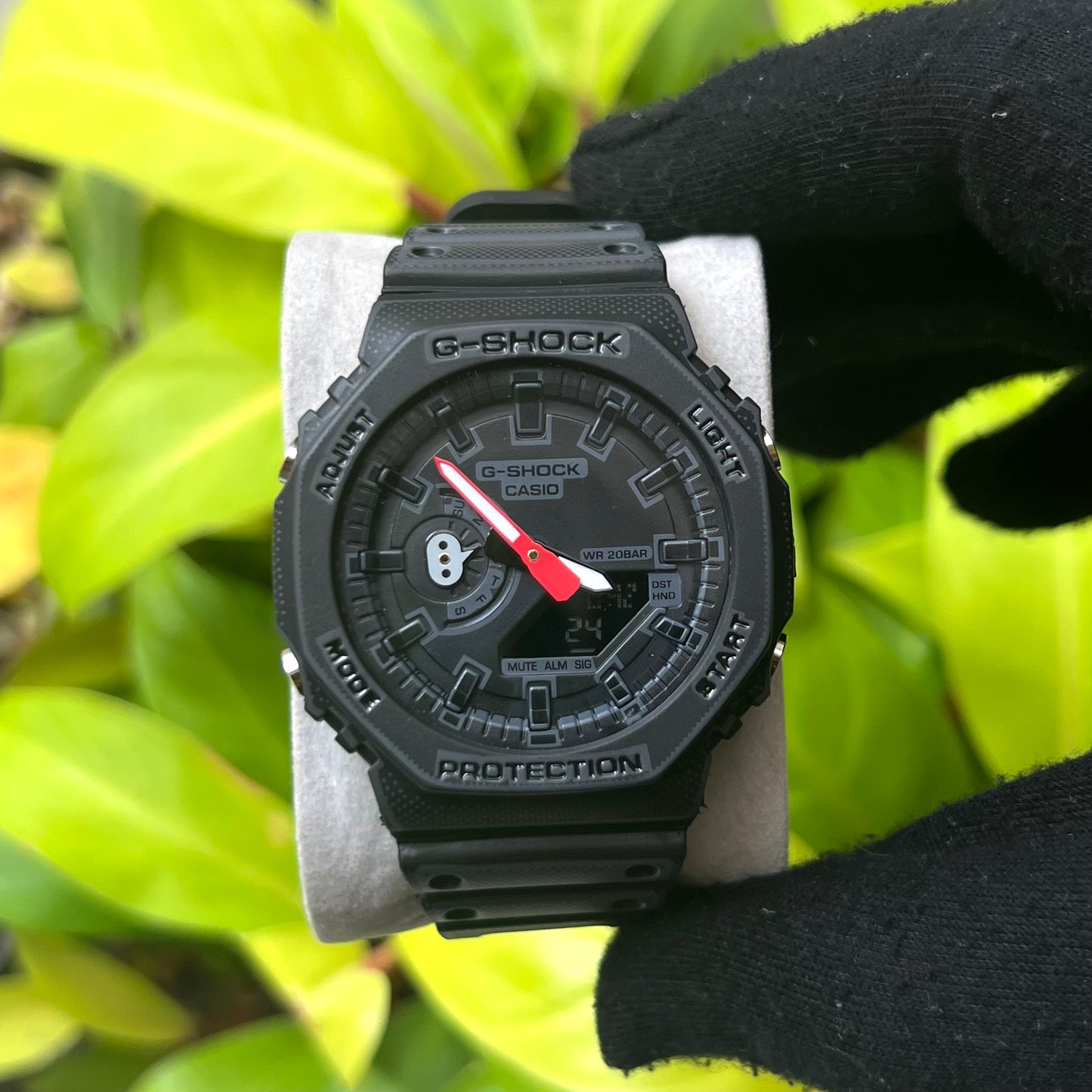 CASIO G-SHOCK COMIC’S PARA HOMBRE REF-2100N