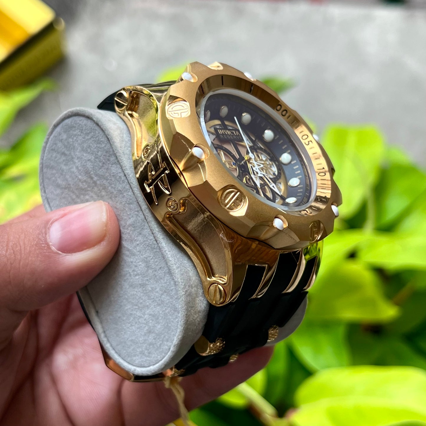 INVICTA RESERVE VENOM PARA HOMBRE REF-NDN