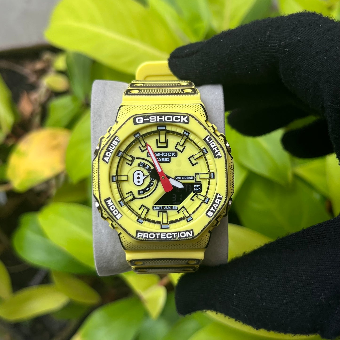 CASIO G-SHOCK COMIC’S PARA HOMBRE REF-2100Y