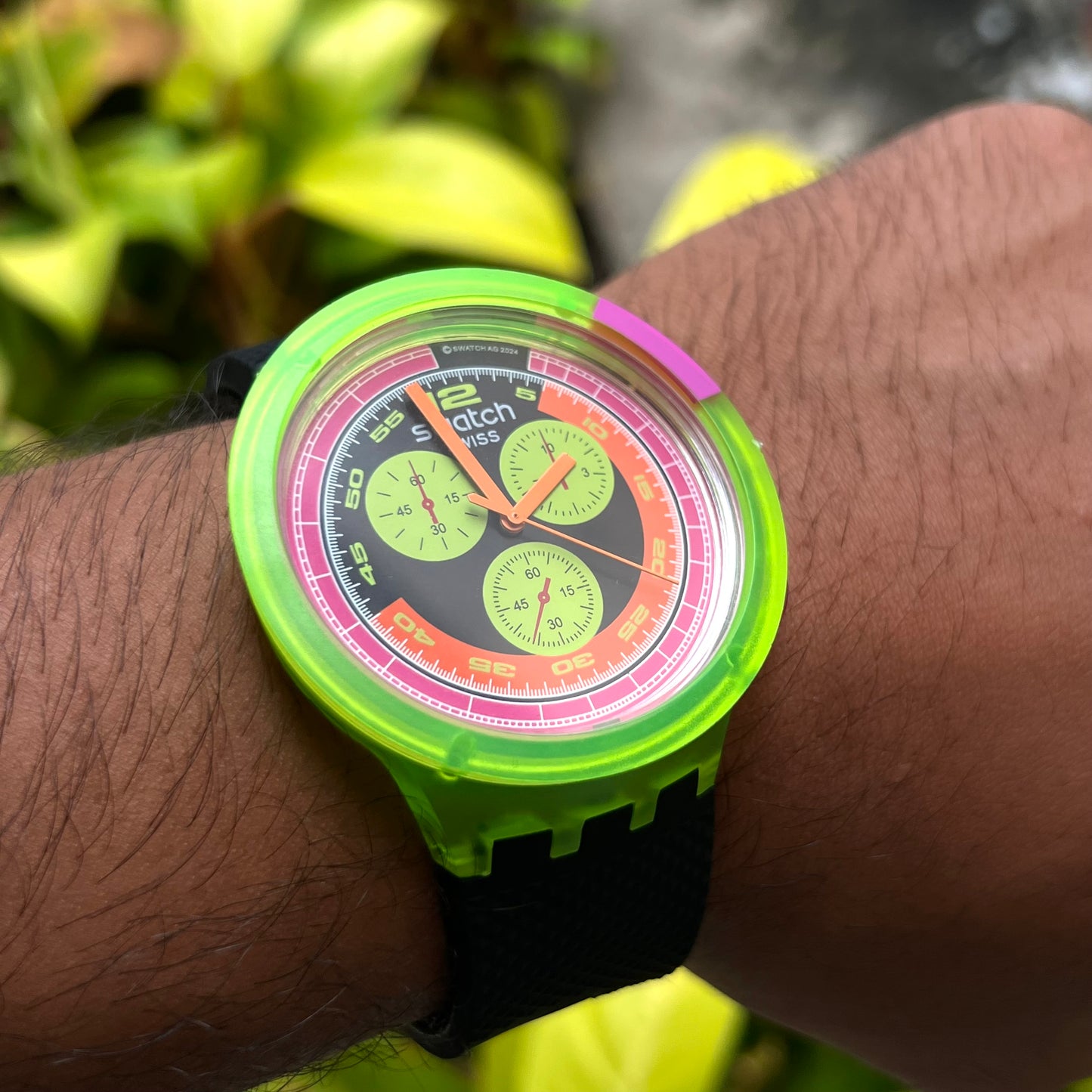 SWATCH NEON TO THE MAX UNISEX