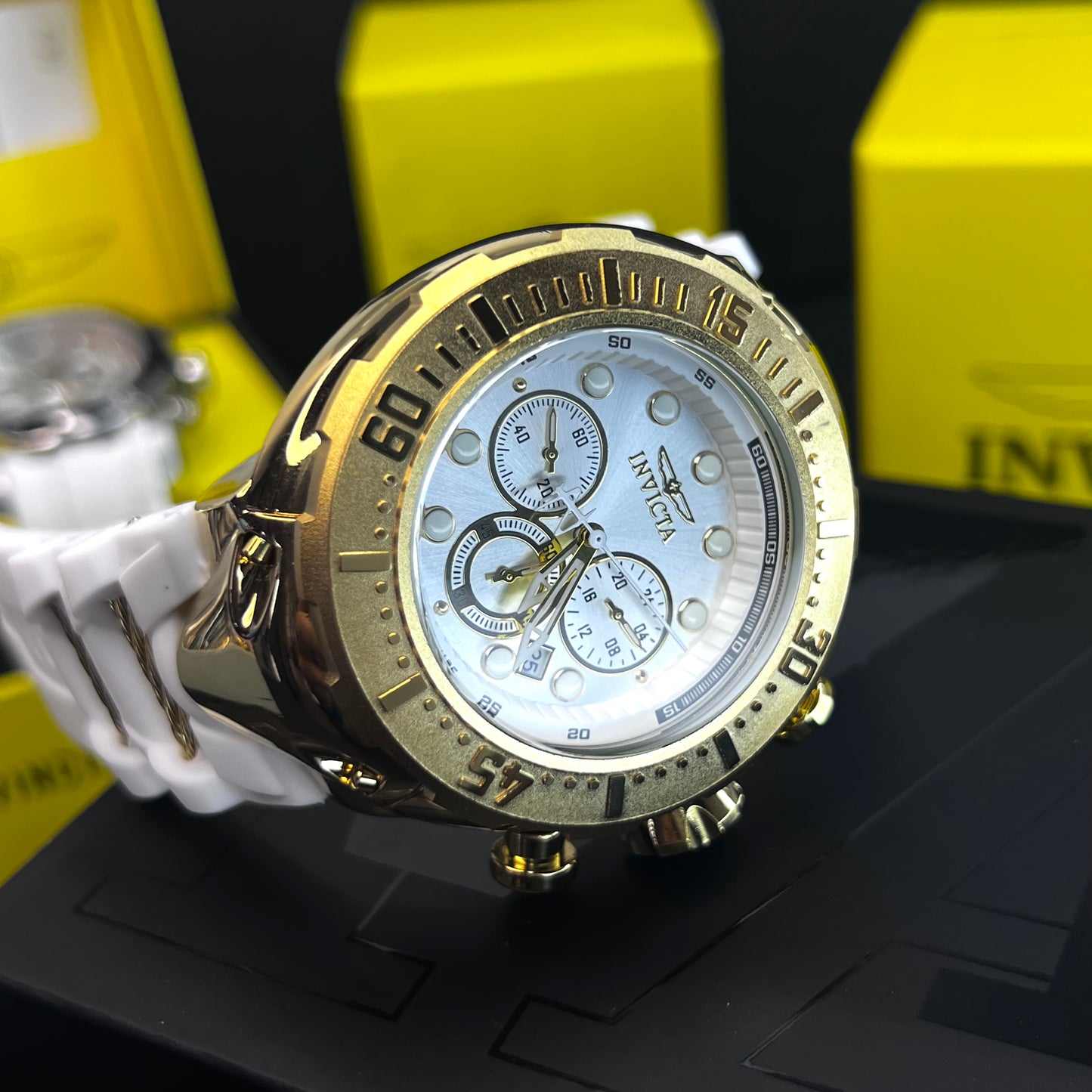 INVICTA THUNDERBOLT FUNCIONAL PARA HOMBRE REF-4654 BDB