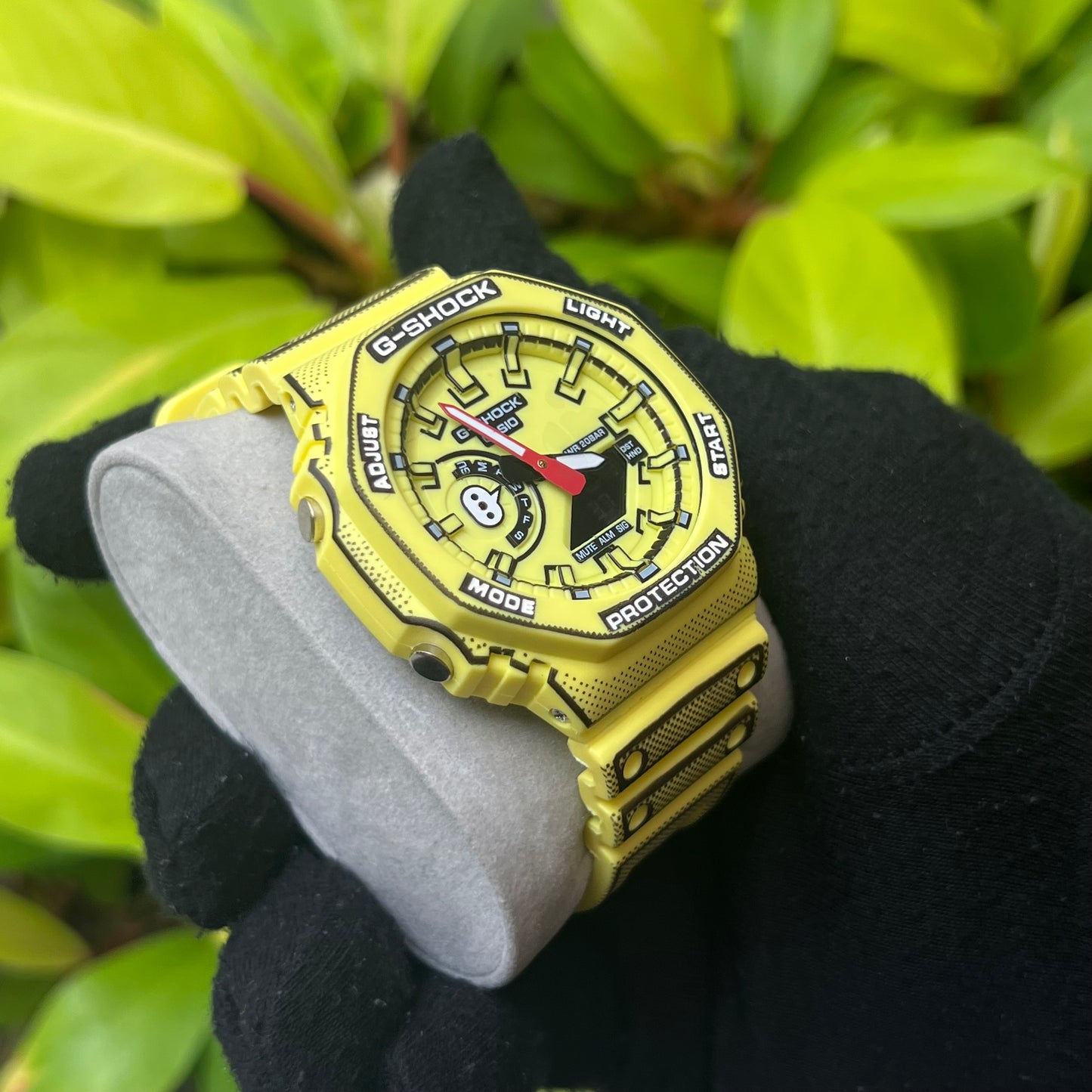 CASIO G-SHOCK COMIC’S PARA HOMBRE REF-2100Y