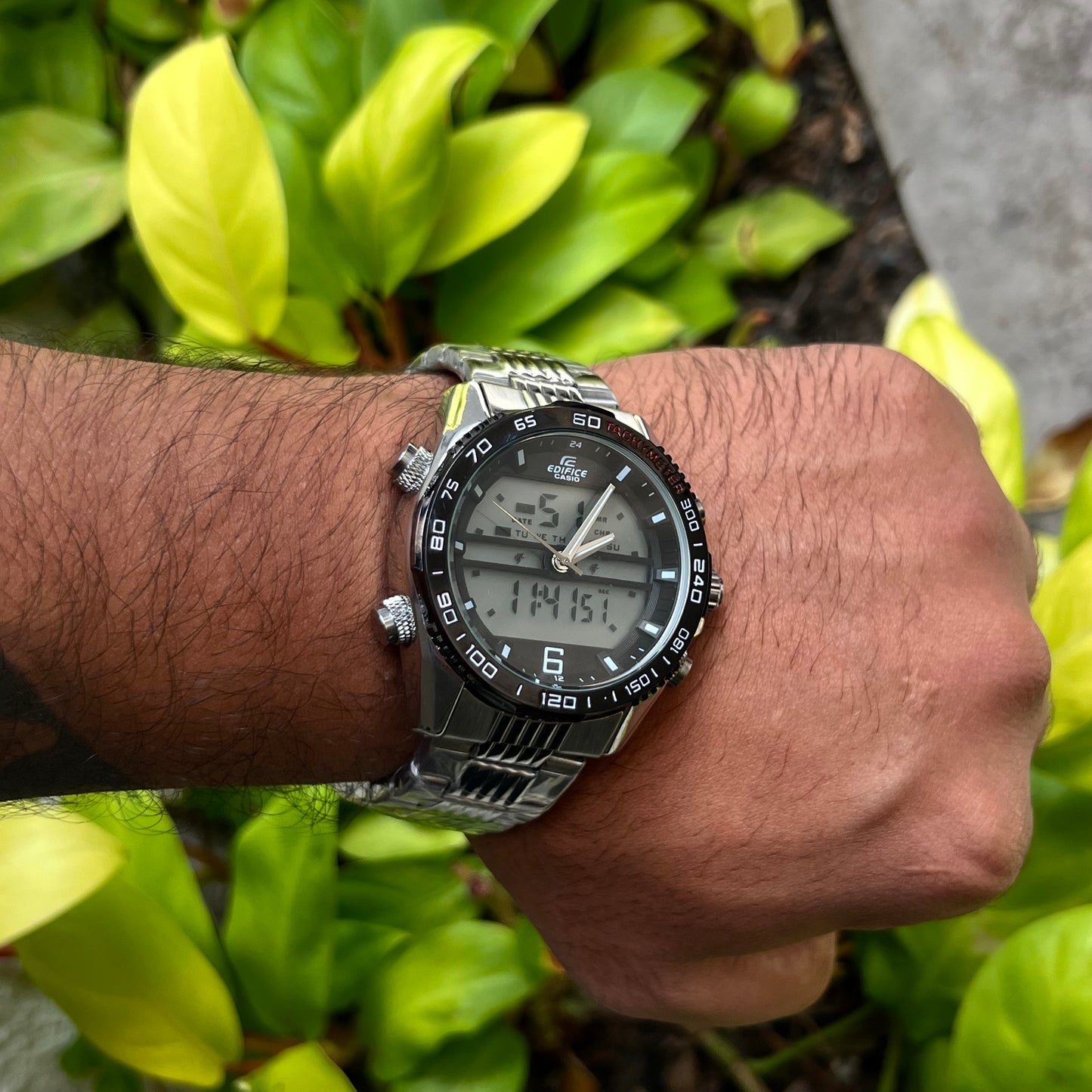 CASIO EDIFICE DOBLE HORA PARA HOMBRE REF PN2