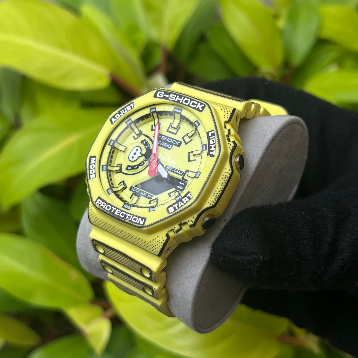 CASIO G-SHOCK COMIC’S PARA HOMBRE REF-2100Y