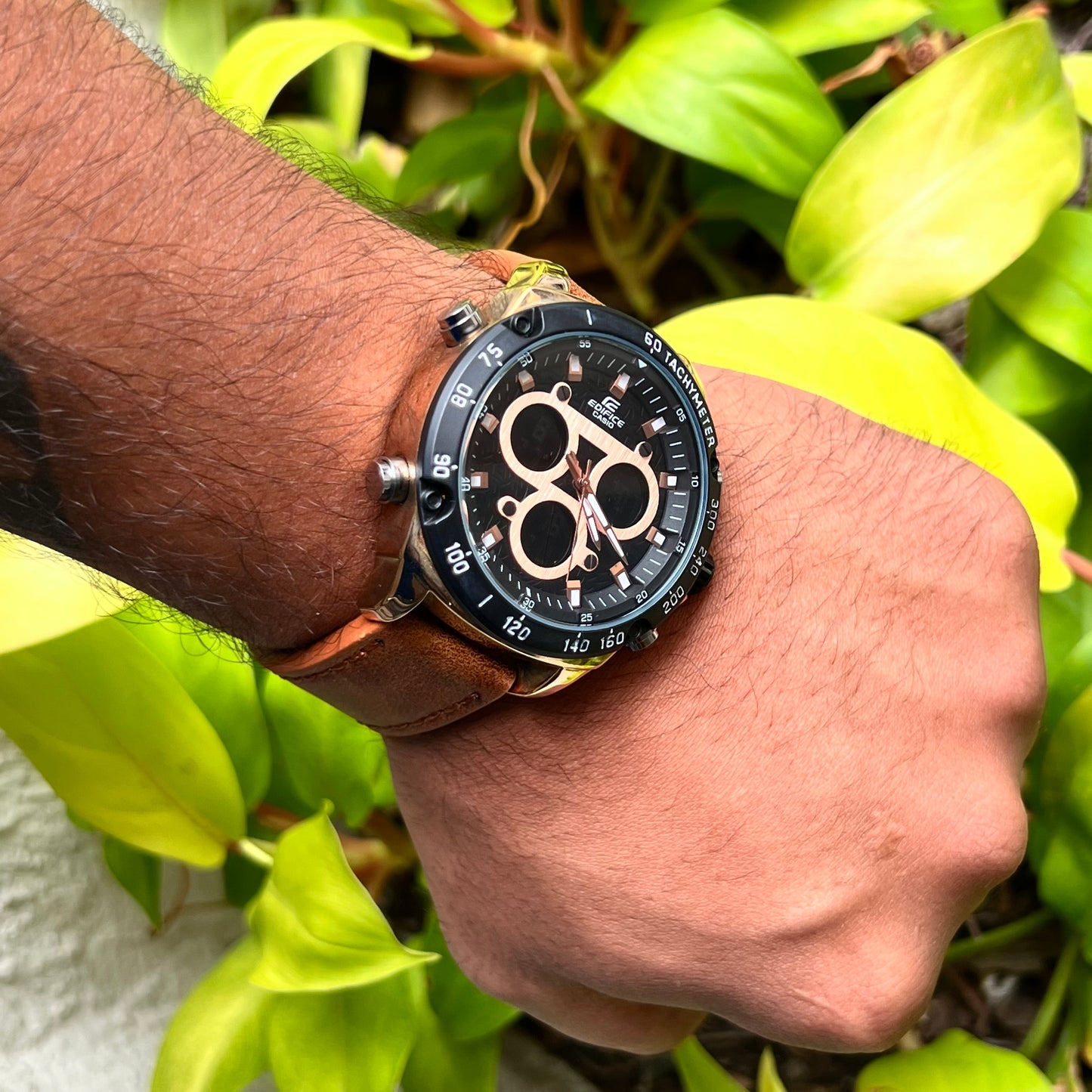 CASIO EDIFICE DOBLRE HORA PARA HOMBRE REF CN2
