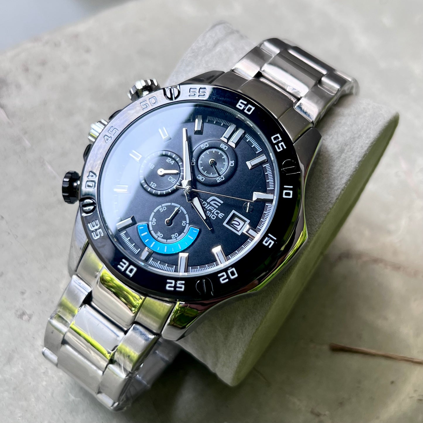 CASIO EDIFICE FUNCIONAL PARA HOMBRE REF620-PNA