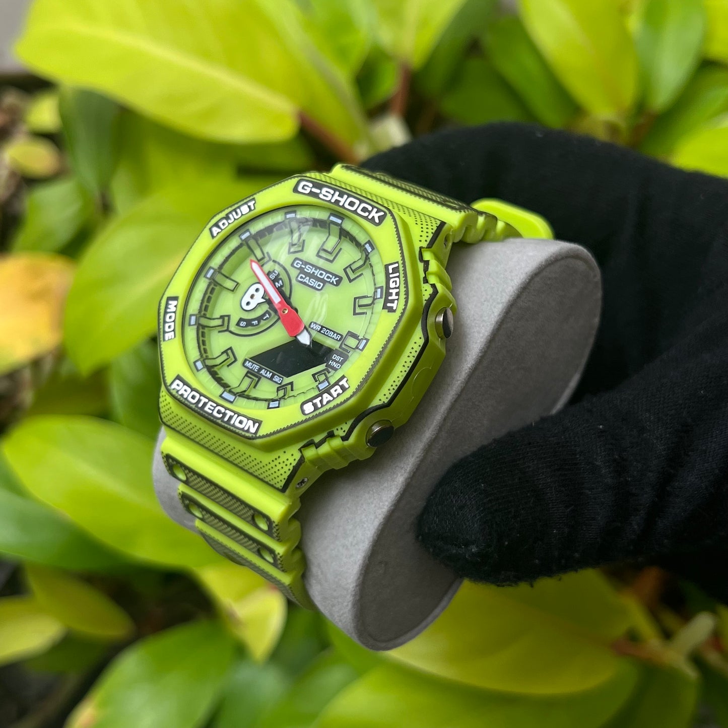 CASIO G-SHOCK COMIC’S PARA HOMBRE REF-2100V