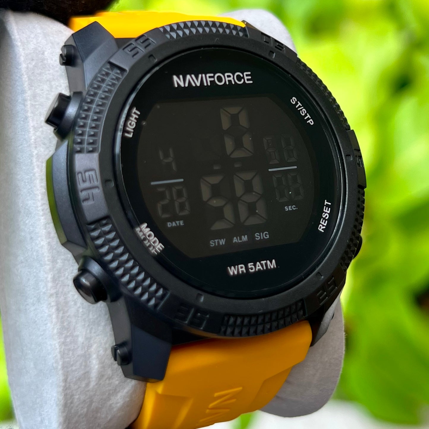 NAVIFORCE ORIGINAL PARA HOMBRE REF-7104-YN