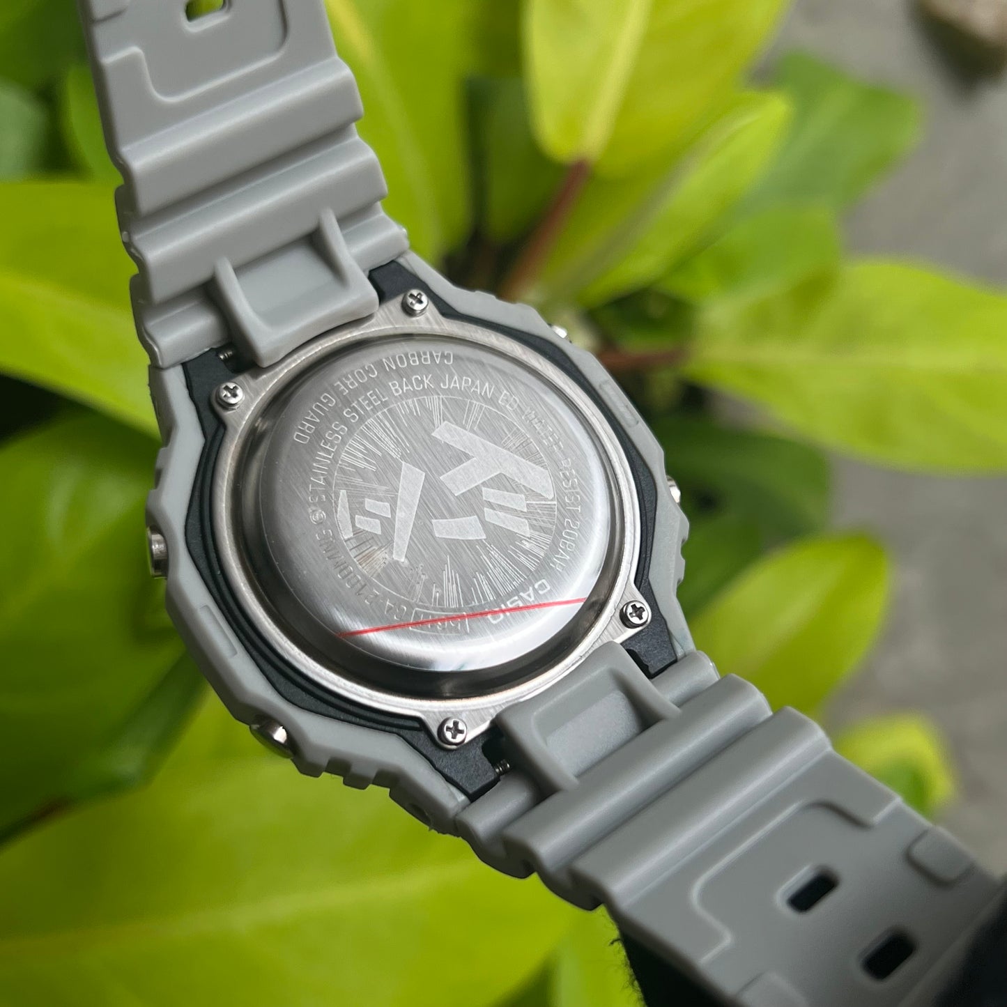 CASIO G-SHOCK COMIC’S PARA HOMBRE REF-2100B