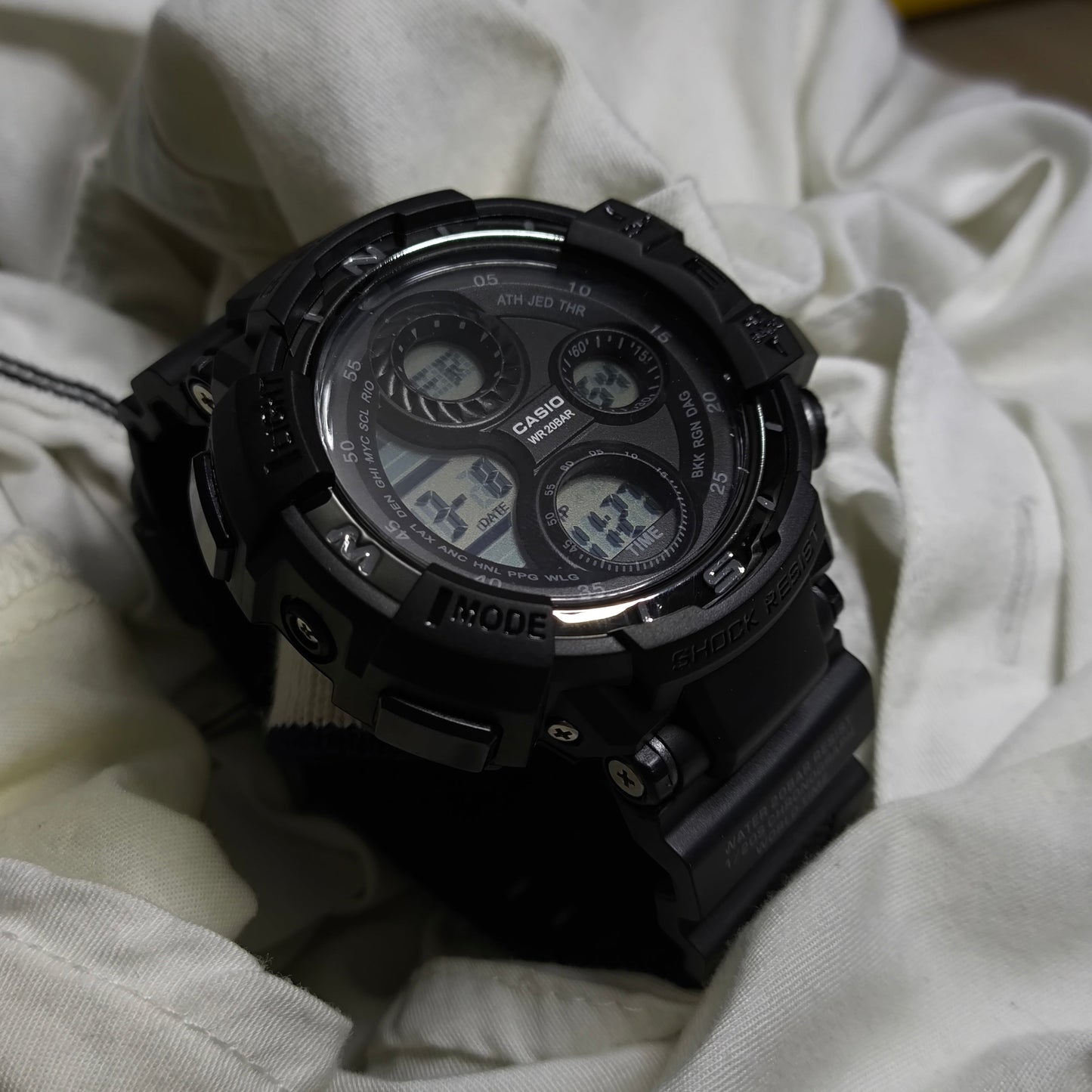 CASIO 3 OJOS PARA HOMBRE REF-RYERTEH