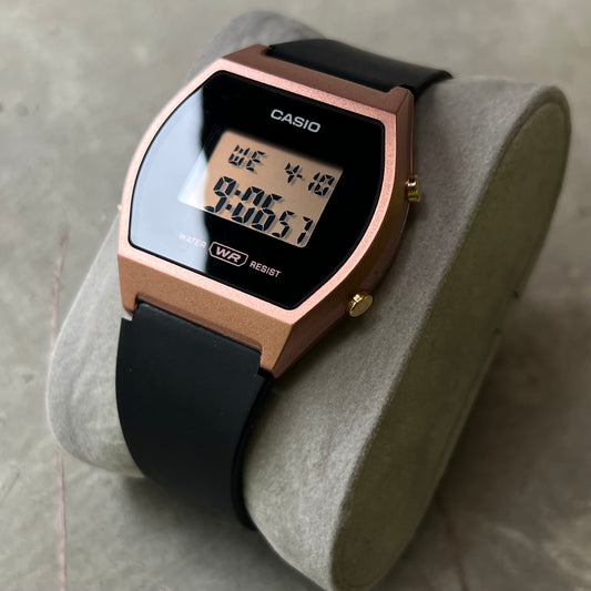 CASIO VINTAGE PARA DAMA  REF-LW204 NC