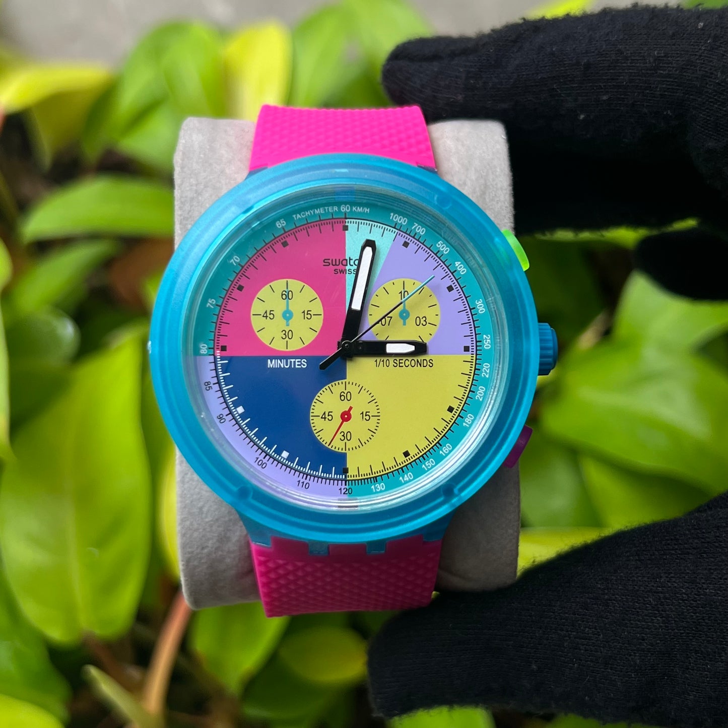 SWATCH NEON FLASH ARROW UNISEX