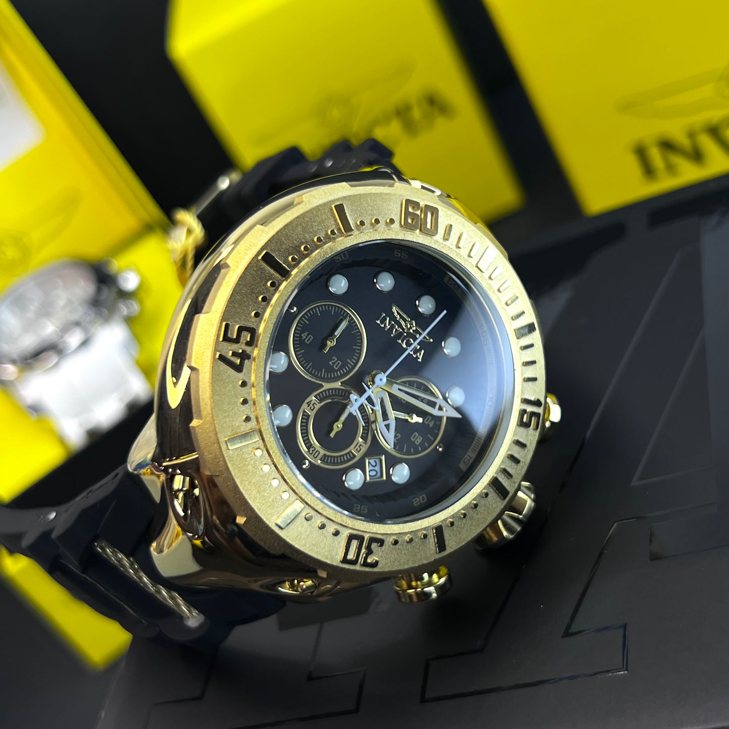 INVICTA THUNDERBOLT FUNCIONAL PARA HOMBRE REF-4654 NDN