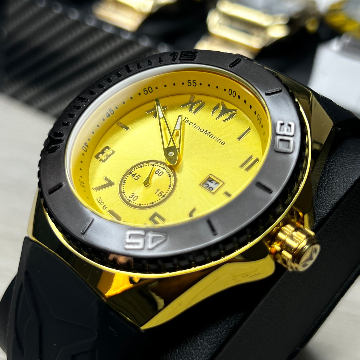 TECHNOMARINE DEPORTIVO PARA HOMBRE REF ND2