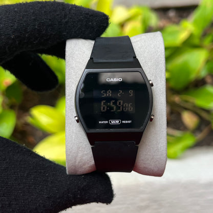 CASIO VINTAGE PARA DAMA  REF-LW204 N